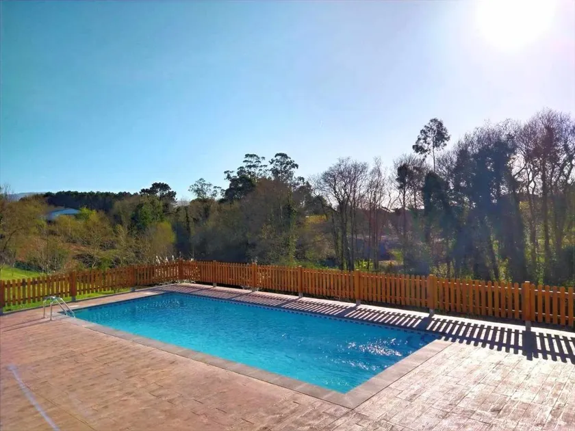 Fully equipped beautiful holiday apartment with garden & private pool | Water view - Image 1