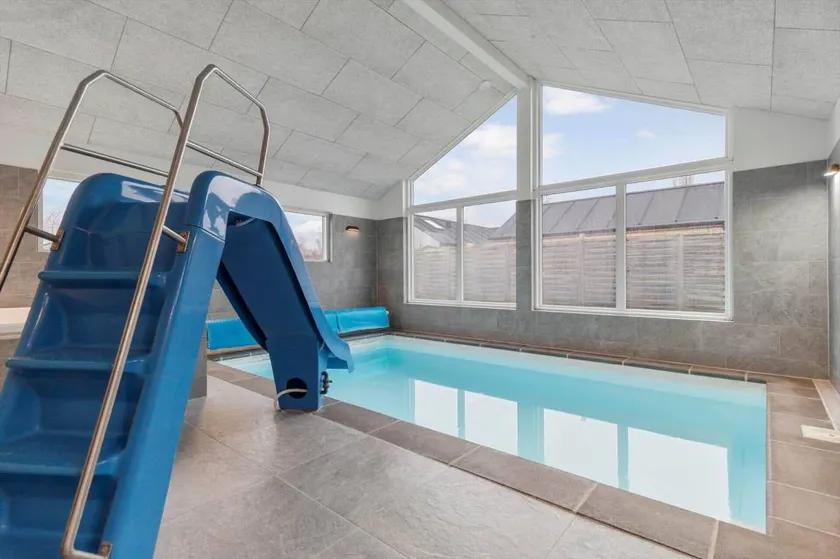 Casa con sauna, piscina e barbecue - Image 1