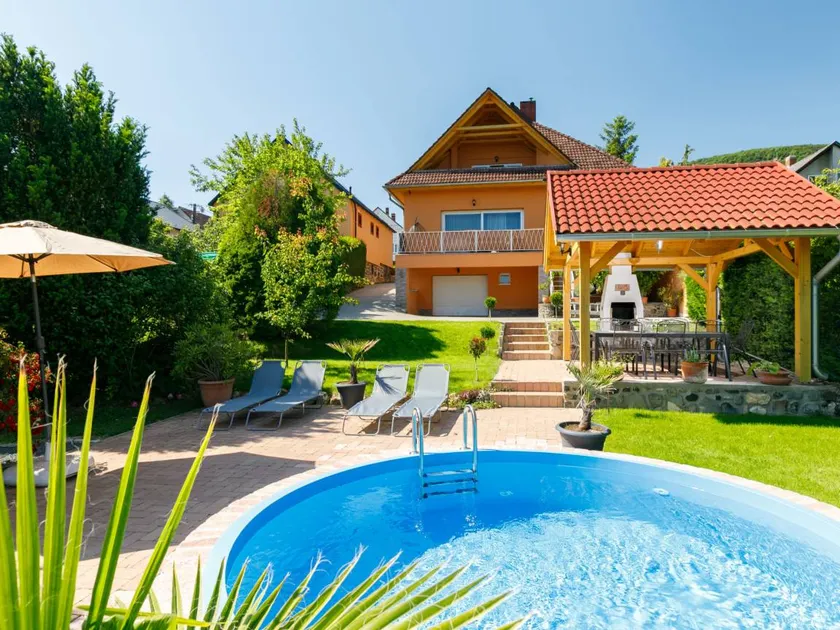 Wohnung mit Terrasse, Grill und privatem Pool - Image 1