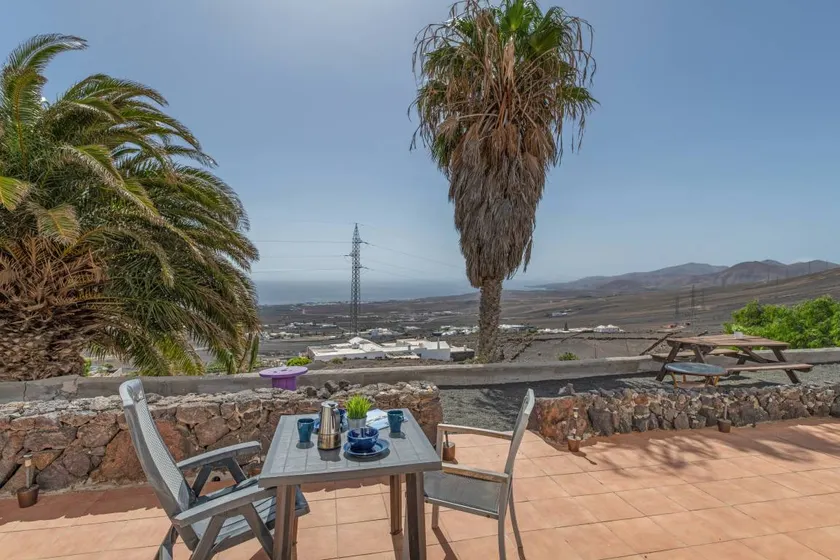 Appartamento con terrazza | Vista sul giardino | Perfetto per il lavoro da remoto | Ammette cani - Image 1