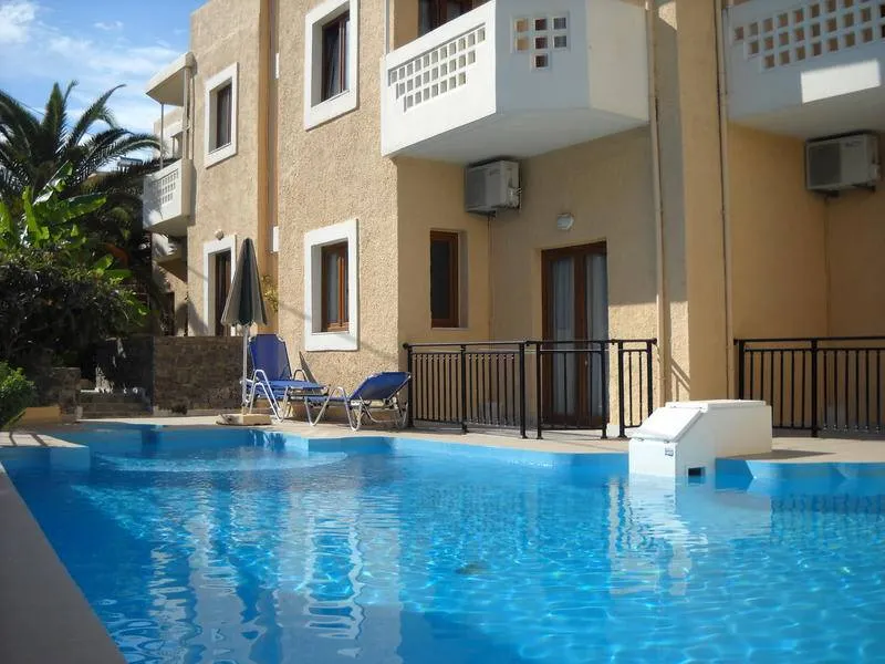 Family-friendly lovely holiday apartment with pool & terrace | Next to the beach - Image 1