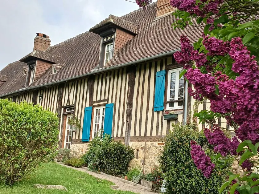 Bed & breakfast with terrace & garden | Garden view - Image 1
