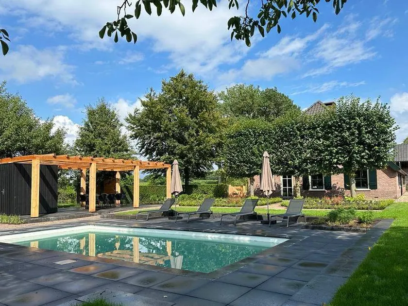 Letting with private pool, terrace & sauna | Pets allowed - Image 1