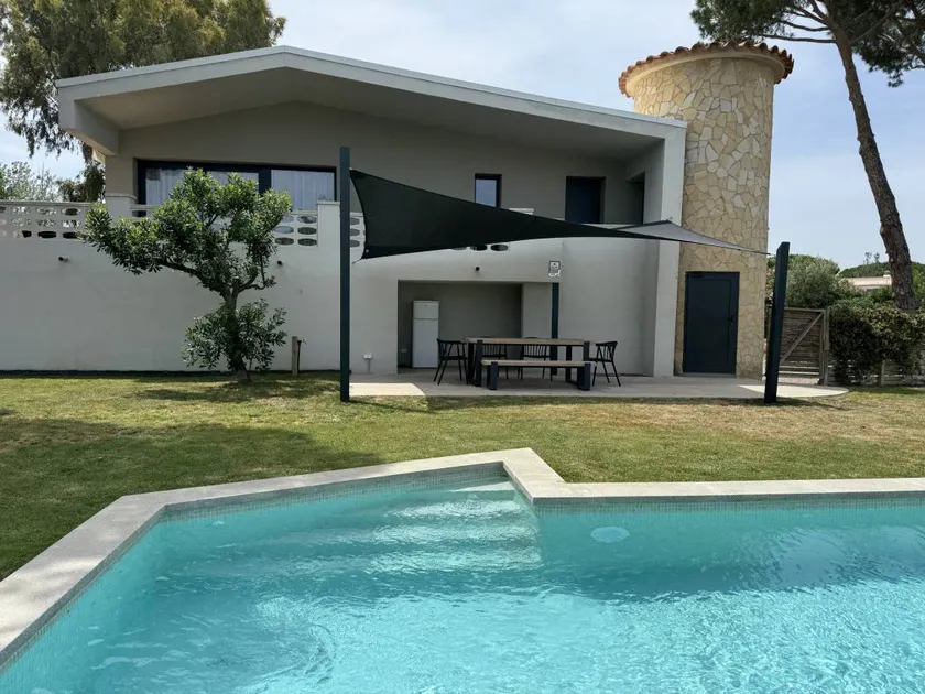 Fully equipped villa with BBQ, terrace & private pool | Beach nearby | Dogs allowed - Image 1