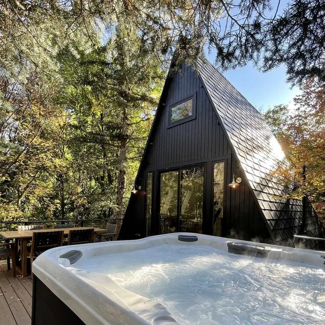 Lovely Secluded A-frame with Hot-tub in Sundance, Utah - Image 1