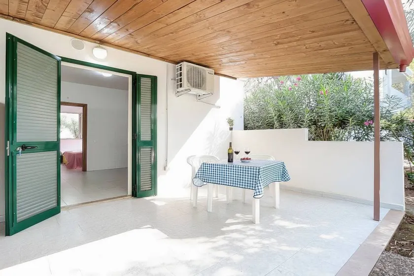 Appartement convivial et familial avec barbecue et piscine | Vue jardin | À côté de la plage | Avec animaux acceptés - Image 1