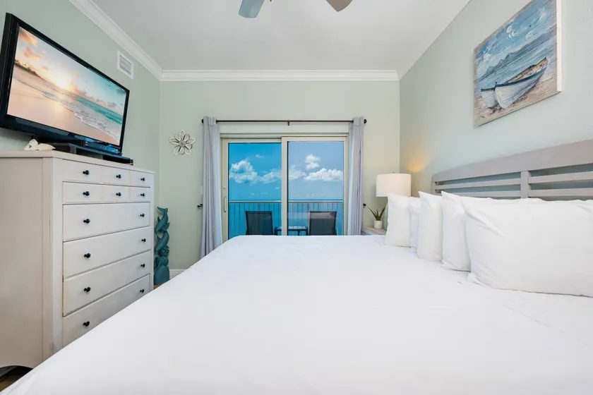 Crystal Tower 1205 by Youngs Suncoast - Image 1