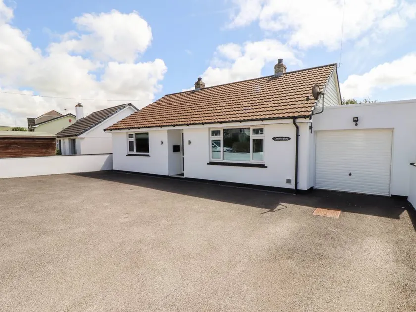Cottage with garden | Beach view - Image 1