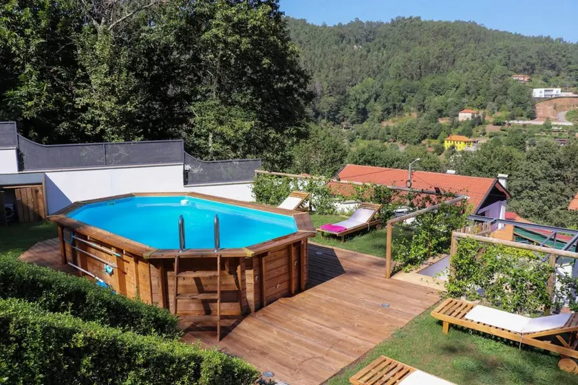 Welcoming house with pool in Lomba - Image 1