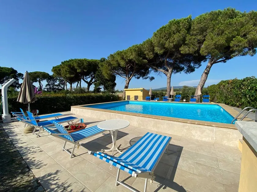 Ferienhaus mit Pool, Garten und Grill | Gartenblick - Image 1
