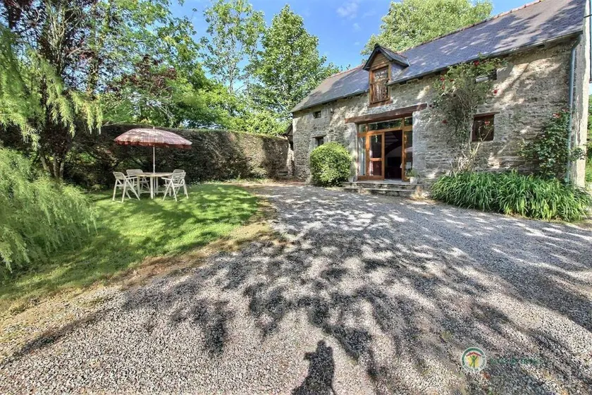 Gite with garden - Image 1