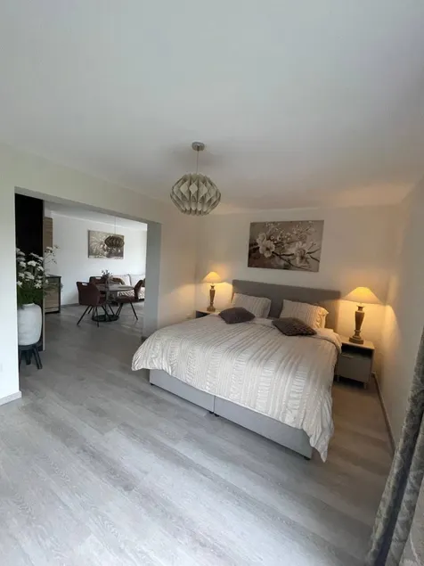 Apartment with terrace & garden | Garden view - Image 1