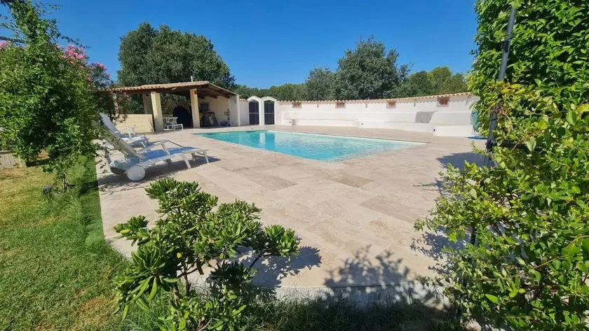 Villa with terrace, garden & pool | Garden view - Image 1