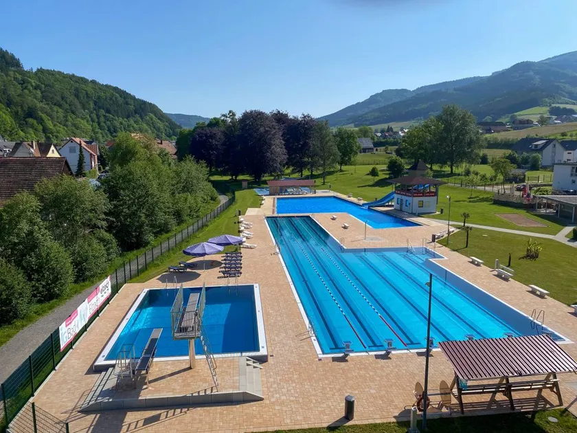 Appartamento adatto alle famiglie con terrazza | Vista sul giardino | Ideale per lavorare da remoto - Image 1