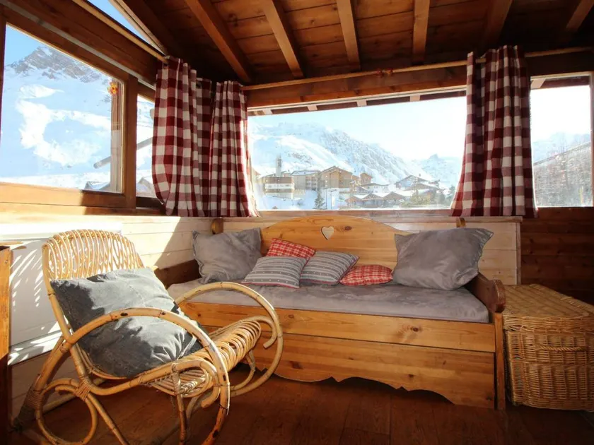 Traditional Chalet in Tignes - 3 rooms, 6 people, WiFi included - Image 1
