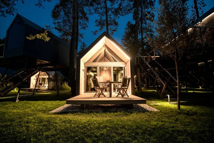 Luxurious Cabin Rental with a Hot Tub near Maribor for Glamping in Slovenia - Image 1