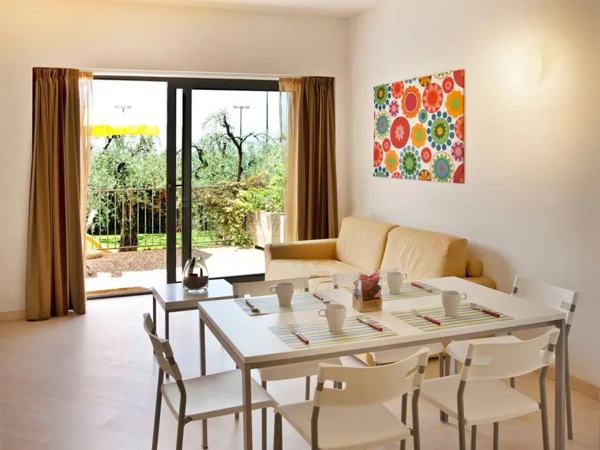 Apartment mit Terrasse, Pool und Garten | Neben dem Strand | Hunde erlaubt - Image 1