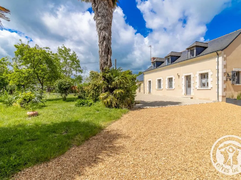Cottage with barbecue & garden - Image 1