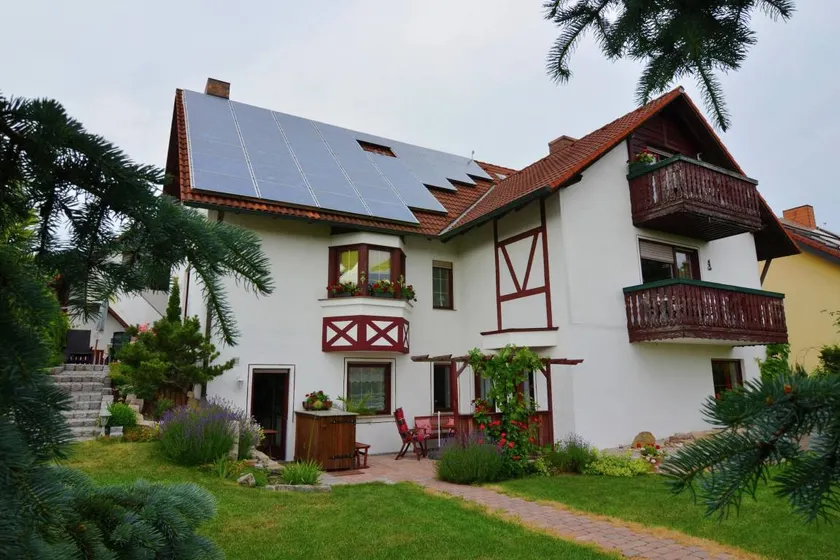 Picturesque Mansion With Balcony, Grill, Garden And Heating - Image 1
