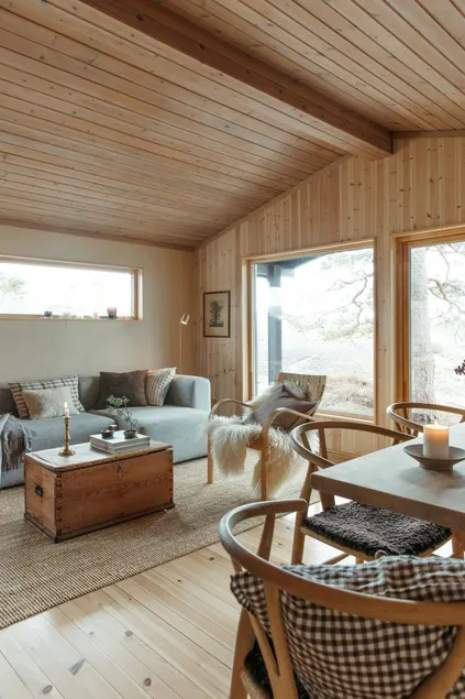 Holiday home with terrace, garden & BBQ | Sea view - Image 1