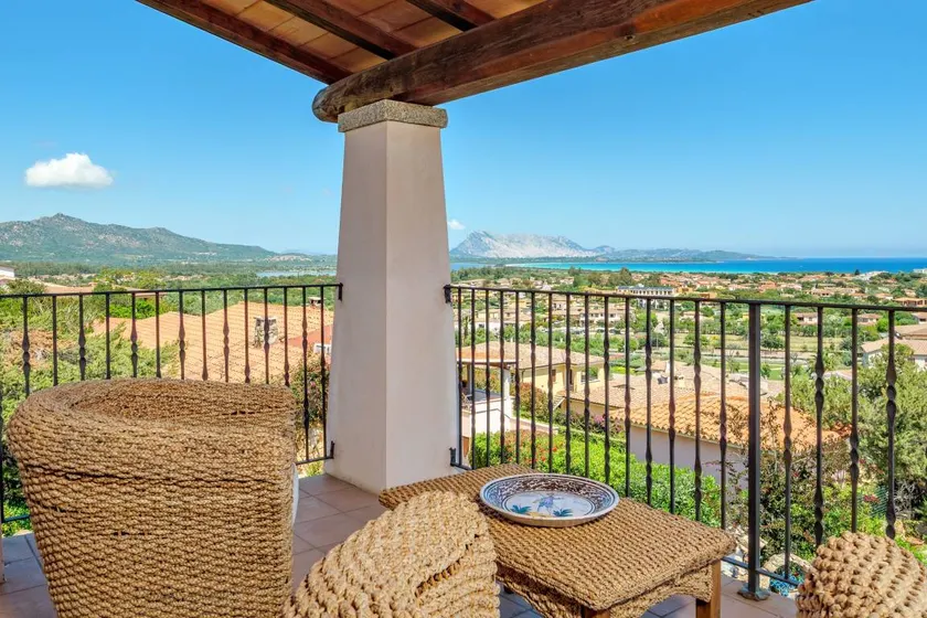 Apartment 'Oltremare' with Sea View, Private Terrace and Air Conditioning - Image 1