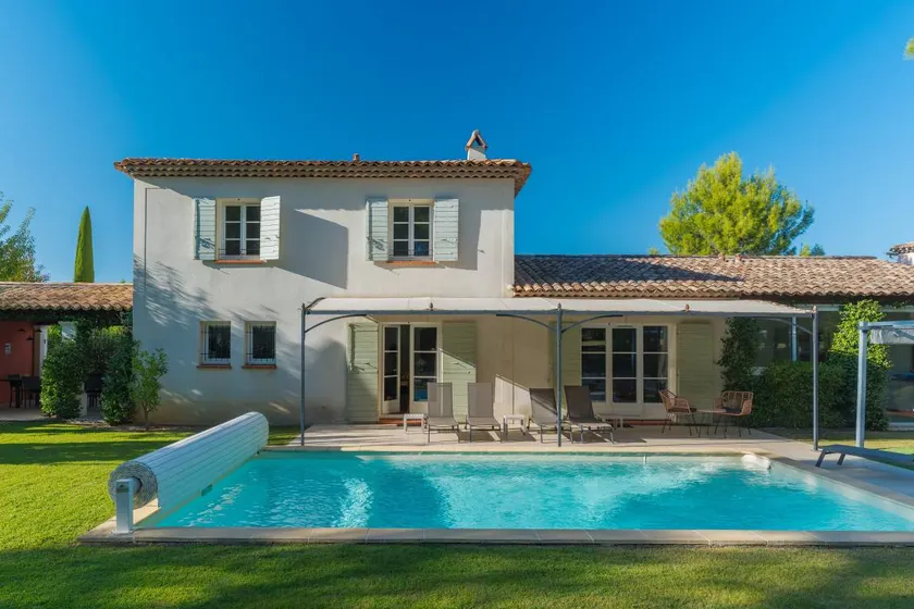 Villa with Private Pool on Golf Course, Wi-Fi and Air Conditioning - Image 1