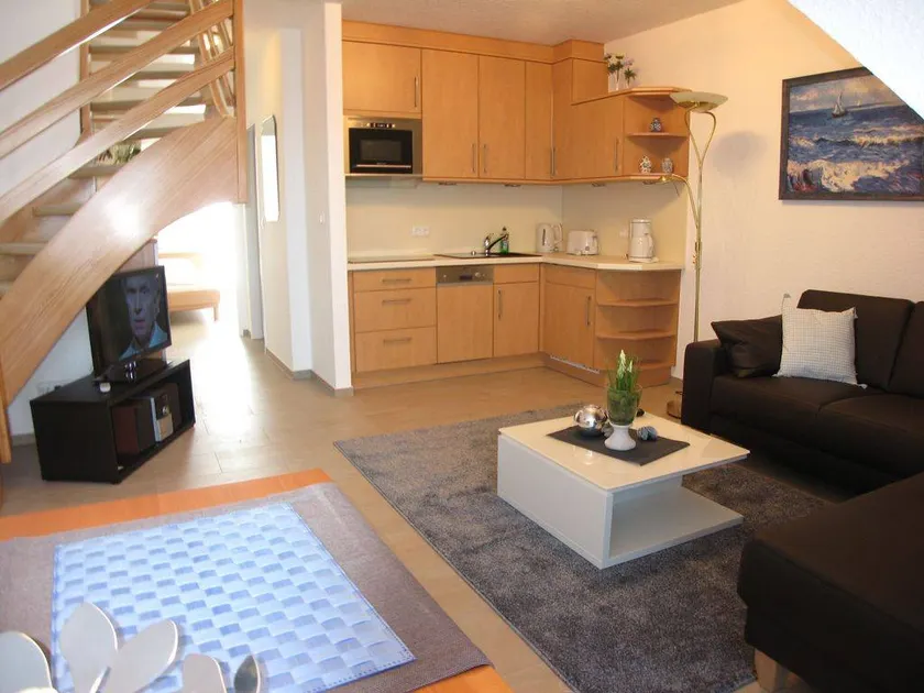 Familienorientierte Ferienwohnung mit Pool | Seeblick | Neben dem Strand - Image 1
