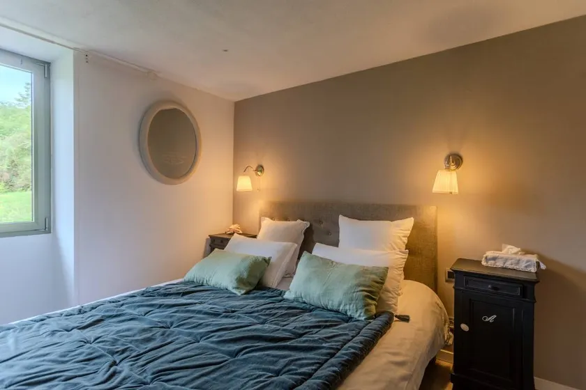 Bed and Breakfast 'Anémone' with Mountain View, Wi-Fi and Air Conditioning - Image 1