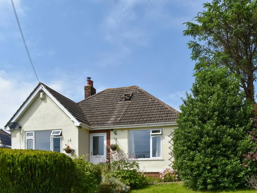 Family-oriented pleasant cottage with garden & barbecue | Pet-friendly - Image 1