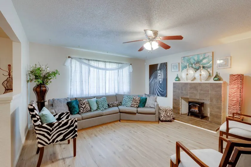 Near Airport & Dtwn: Breezy Fresno Home! - Image 1