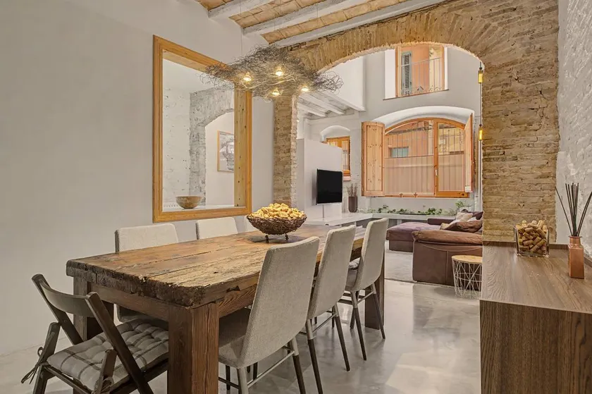 Fully equipped house | City view | Perfect for remote work - Image 1