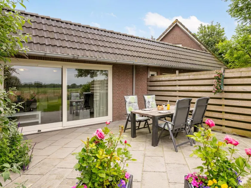 Maison avec terrasse - Image 1