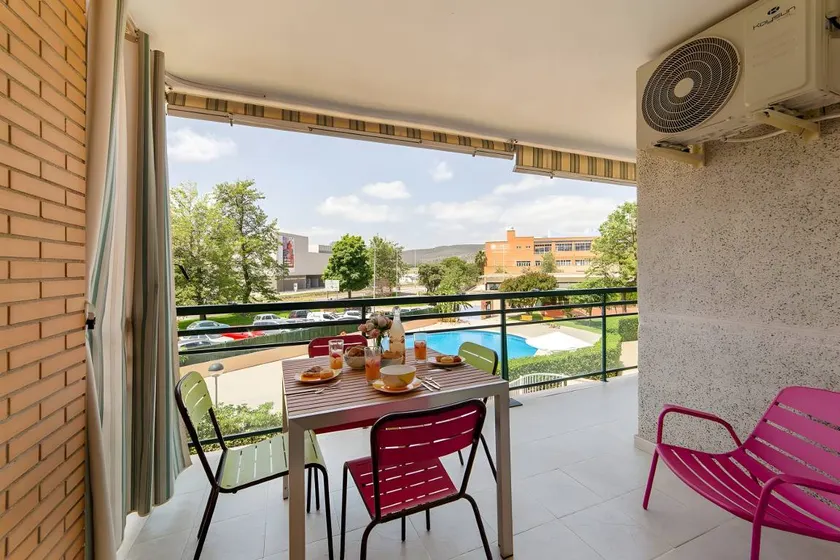 Ferienwohnung mit Garten und Pool | Perfekt für die Arbeit von Zuhause - Image 1