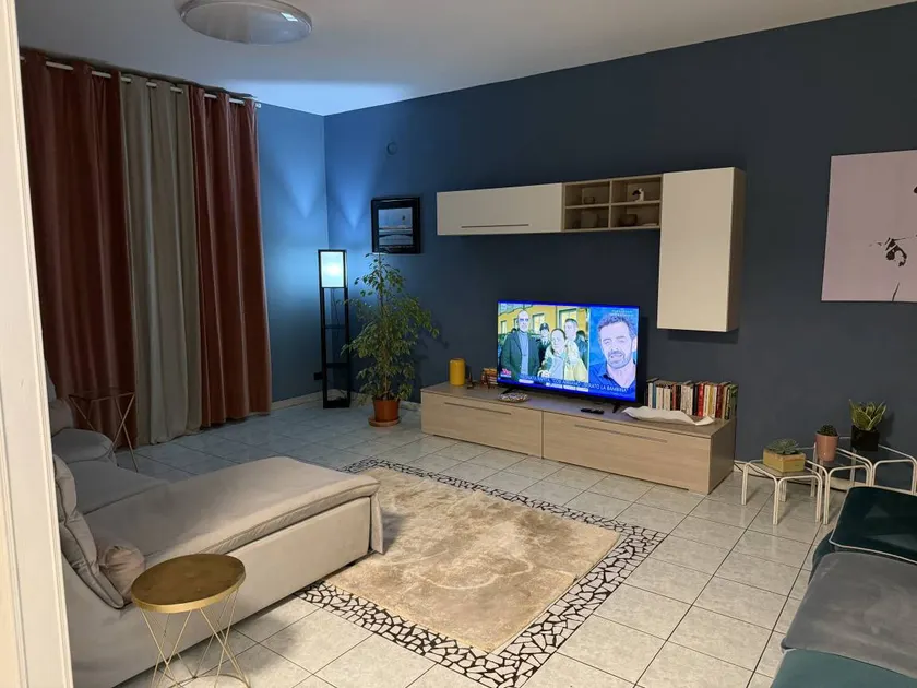 Fully equipped holiday apartment with terrace & garden - Image 1
