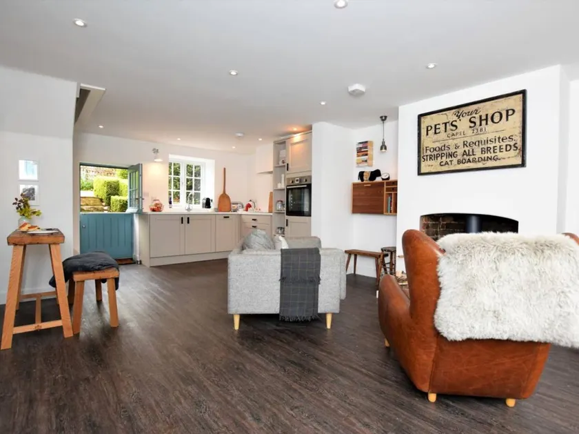 Cottage with garden | Dogs allowed - Image 1