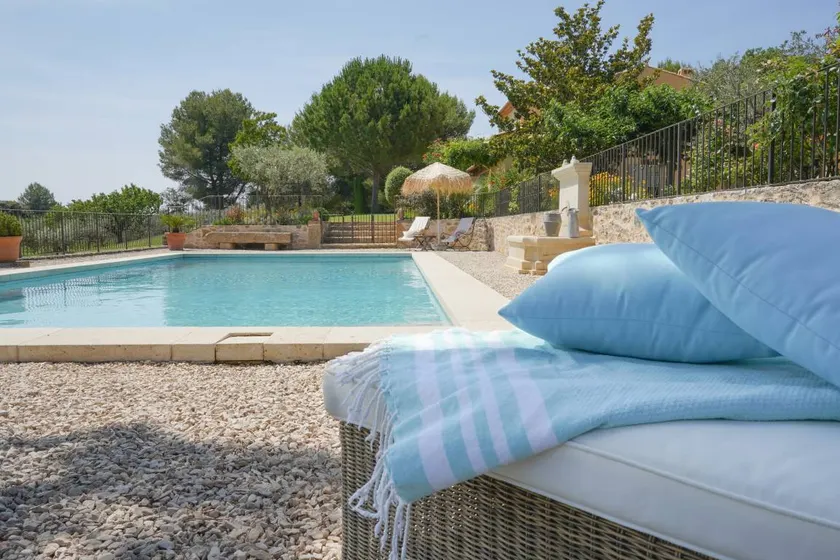 Casa adatta alle famiglie con piscina, giardino e griglia | Vista sul giardino - Image 1