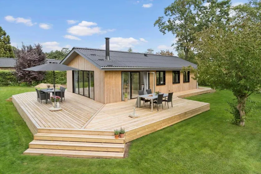 Charmante maison entièrement équipée avec terrasse et barbecue - Image 1