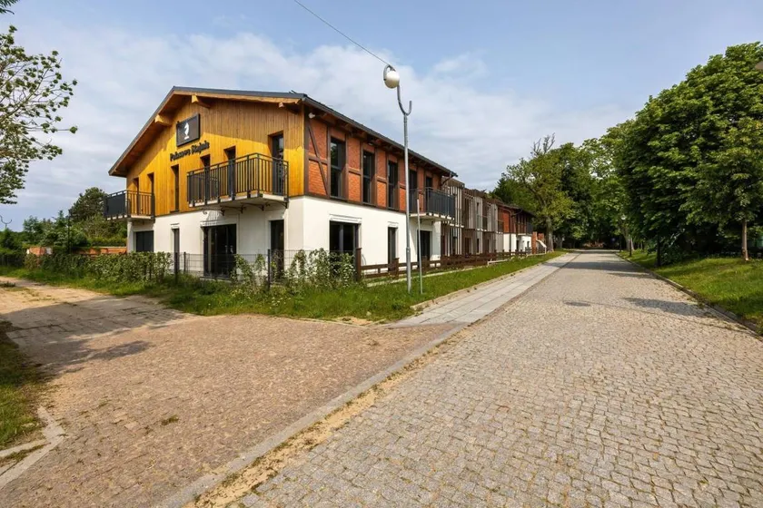 Comfortable Apartment With a Terrace - Image 1