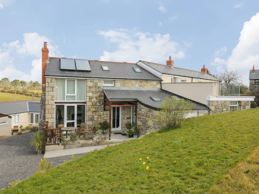 Children-friendly cottage - Image 1