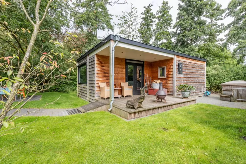 Holiday home with terrace, sauna & hot tub - Image 1