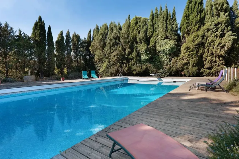 Bed and Breakfast 'Chambre Louise' with Shared Pool, Shared Garden and Wi-Fi - Image 1