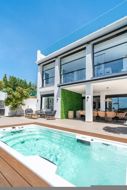 Kinderfreundliche Wohnung mit privatem Pool, Sauna und Garten | Haustierfreundlich - Image 1