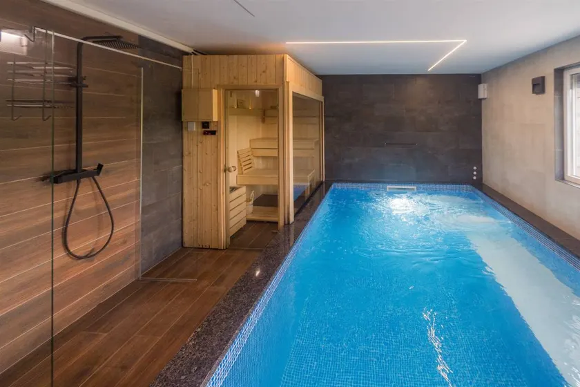 Ferienhaus mit beheiztem Pool, Grill und Terrasse - Image 1