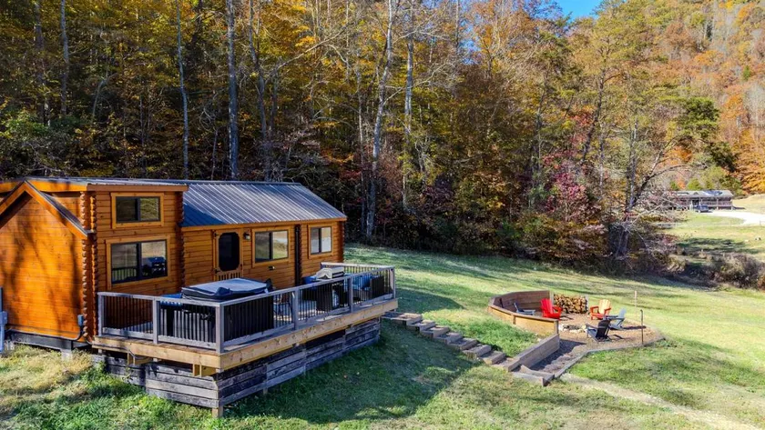 Cozy Stargazing Cabin with Hot Tub near Red River Gorge in Estill County, Kentucky - Image 1