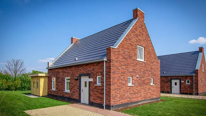 House with terrace, sauna & BBQ - Image 1