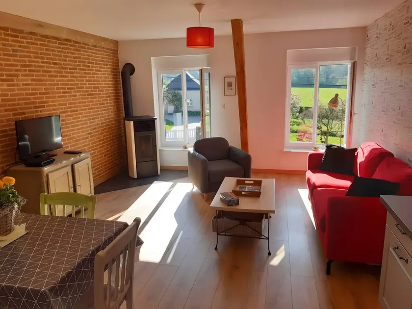 Fully equipped wonderful lodge with BBQ, garden & terrace | Garden view - Image 1