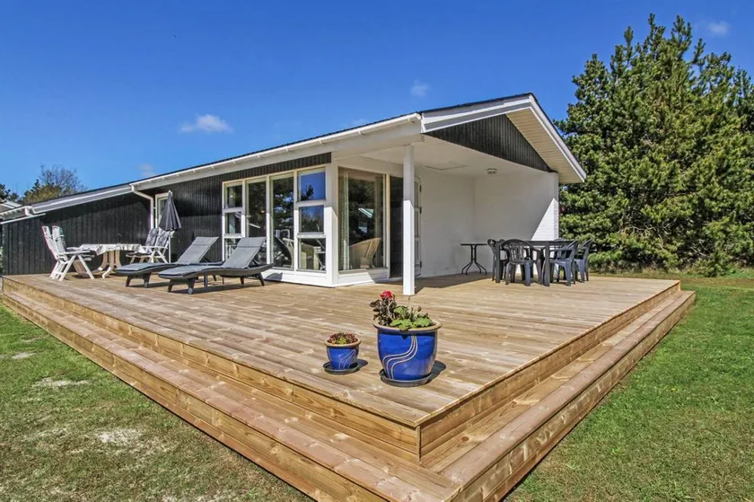 Family-friendly charming holiday home with sauna & terrace | Pets are welcome - Image 1