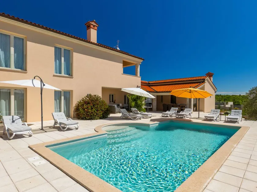 Holiday home with private pool, terrace & sauna - Image 1