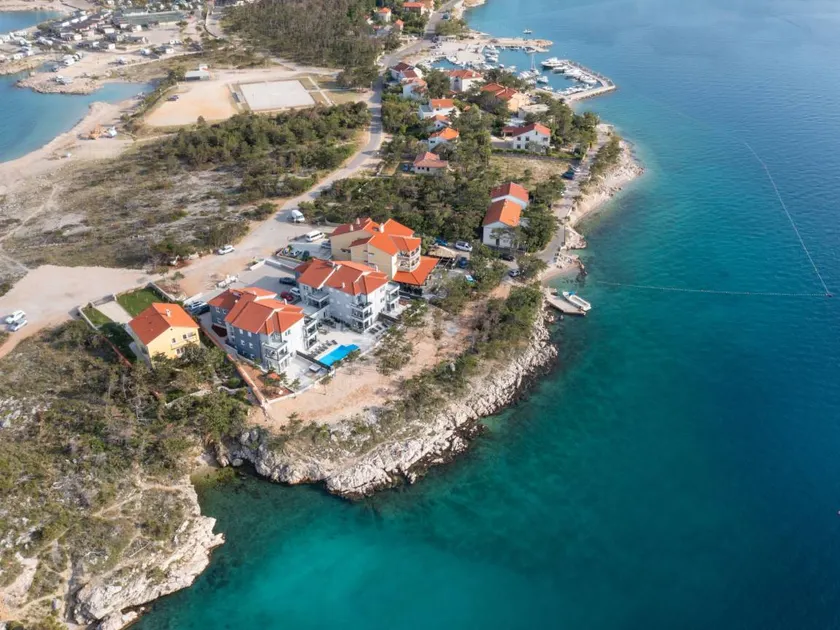Apartment with pool & terrace | Sea view - Image 1