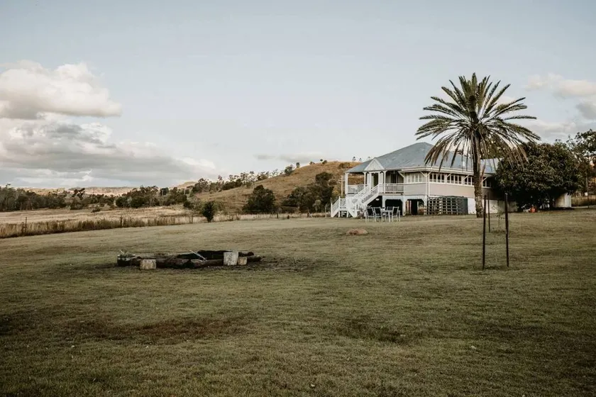 Stunning Cabin with Fireplace Perfect for a Weekend Getaway from Brisbane - Image 1
